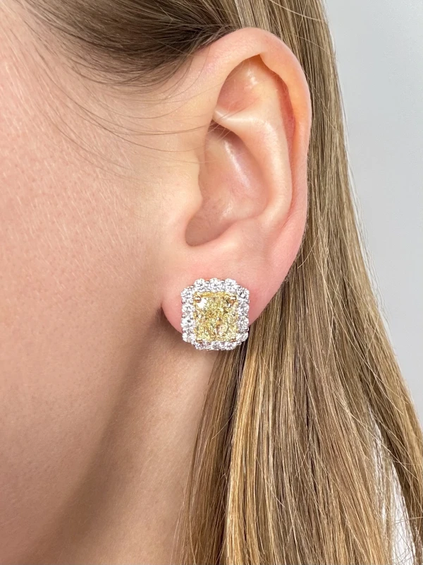 No name DIAMOND 3.02 - 3.02 CT FANCY LIGHT YELLOW/VVS2-VS1 EARRINGS (GIA) 7515-3.02-3.02 CT FLY 3