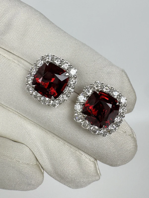 Earrings without a brand CUSHION SPINEL 5.14-4.92 CT DEEP ORANGY RED (BURMA) EARRINGS SP4.92-5.14CT 5