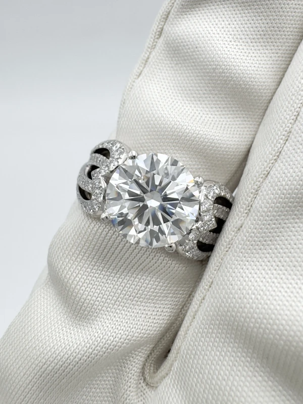 De Beers ROUND DIAMOND 3.02 CT F/VS2 RING (GIA) 2519576 5