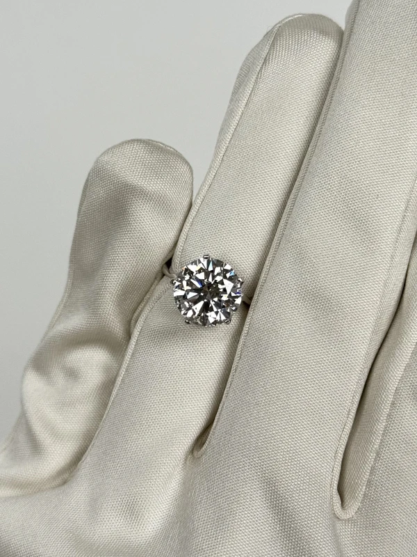 СЕРЬГИ NO NAME ROUND DIAMOND 4.01 D/VVS2 RING (GIA) NN4.01D 5