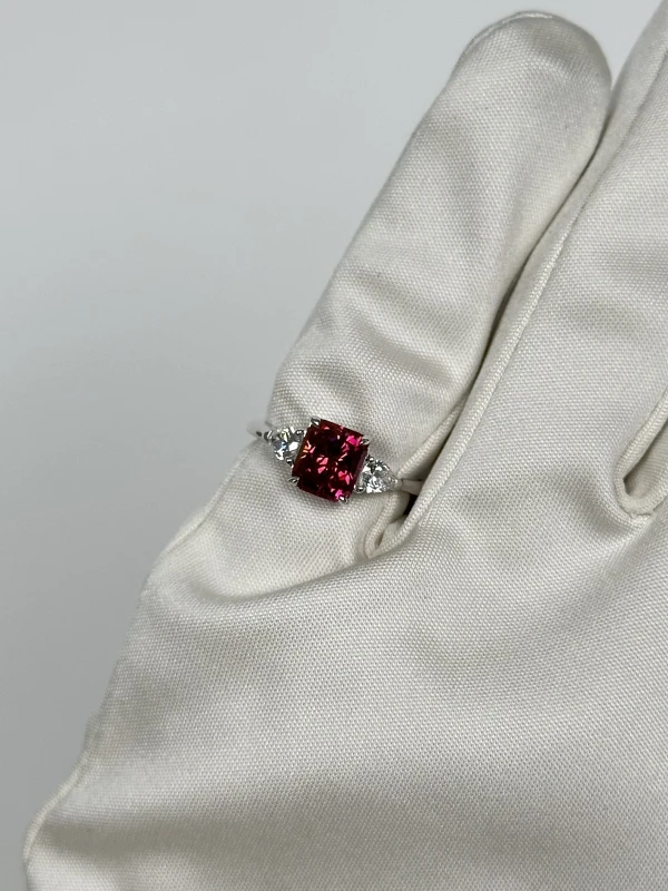 СЕРЬГИ NO NAME RADIANT DIAMOND 1.69 CT FANCY DEEP REDDISH PURPLE*/VS2 RING (SIZE 54) NN1.69CT 5