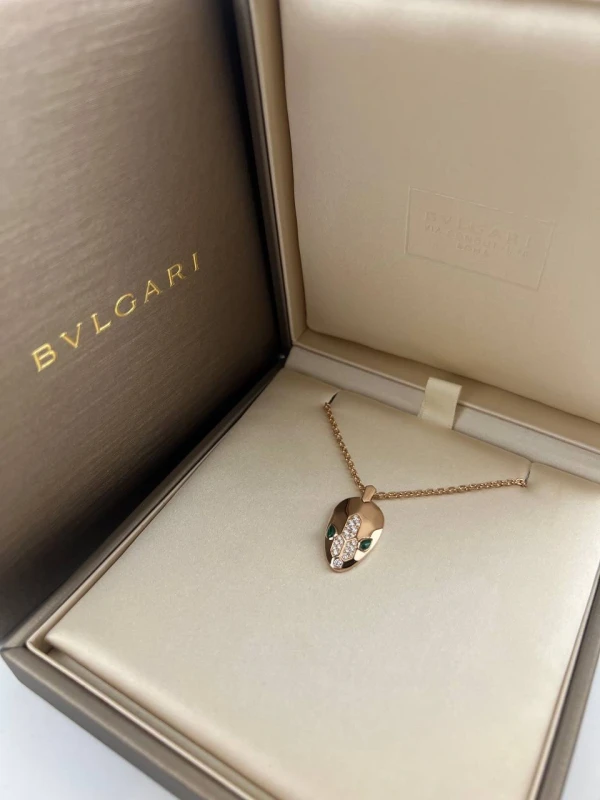 Bvlgari SERPENTI NECKLACE 352678 2