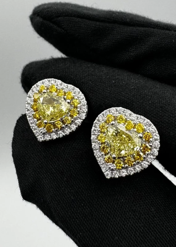 Earrings without a brand С БРИЛЛИАНТАМИ 1,01 CT Fancy Yellow / SI1 - 1,01 CT Fancy Yellow / VS2 1,01 Fancy Yellow / SI1 3