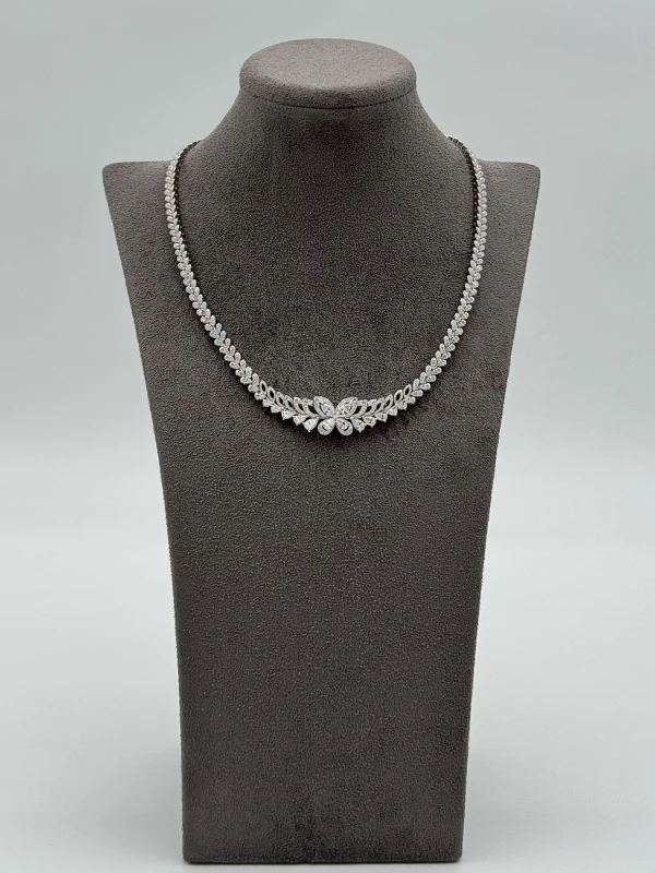GRAFF Butterfly Diamond Necklace RGN948 6