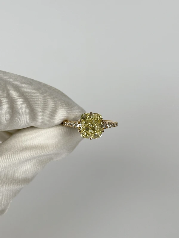 СЕРЬГИ NO NAME С БРИЛЛИАНТОМ 5.10 CT LY/I1 5.10 CT LY/I1 2