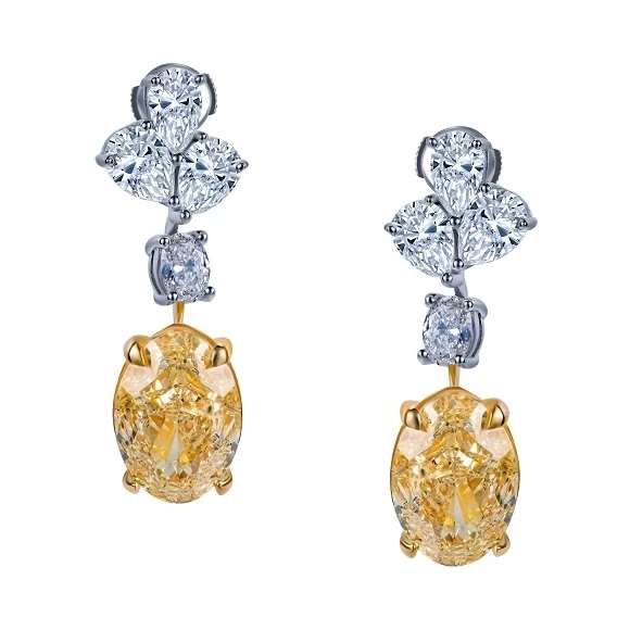 Earrings without a brand С БРИЛЛИАНТАМИ 3.60 CT FLY/SI1 - 3.02 CT FLY/SI2 3.60 CT FLY/SI1 - 3.02 CT FLY/SI2