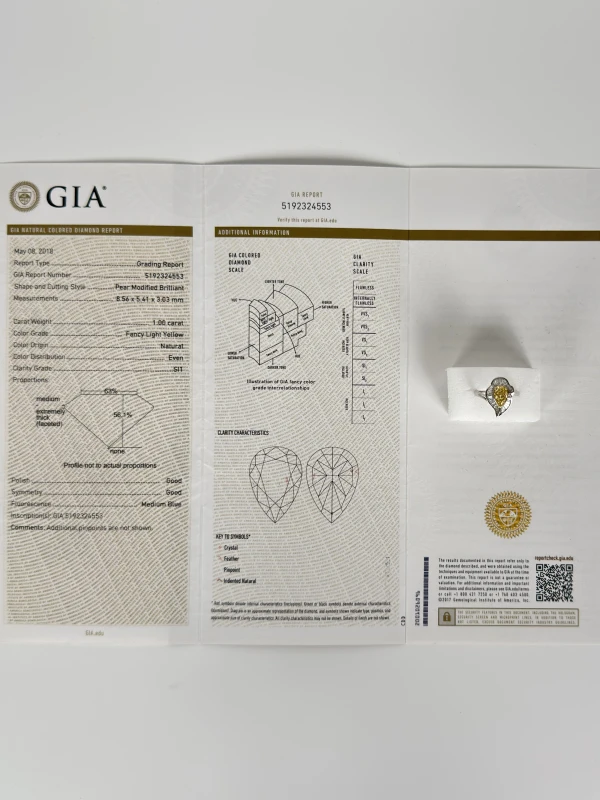 Earrings without a brand PEAR DIAMOND 1.00 CT FANCY LIGHT YELLOW/SI1 RING (GIA) NN1.00 CT FLY/SI 4