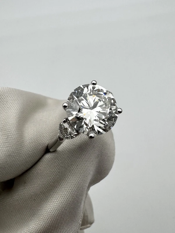 Earrings without a brand ROUND DIAMOND 5.02 CT H/IF EXEXEX RING (GIA) NN5.72 CT H/IF (GIA) 3