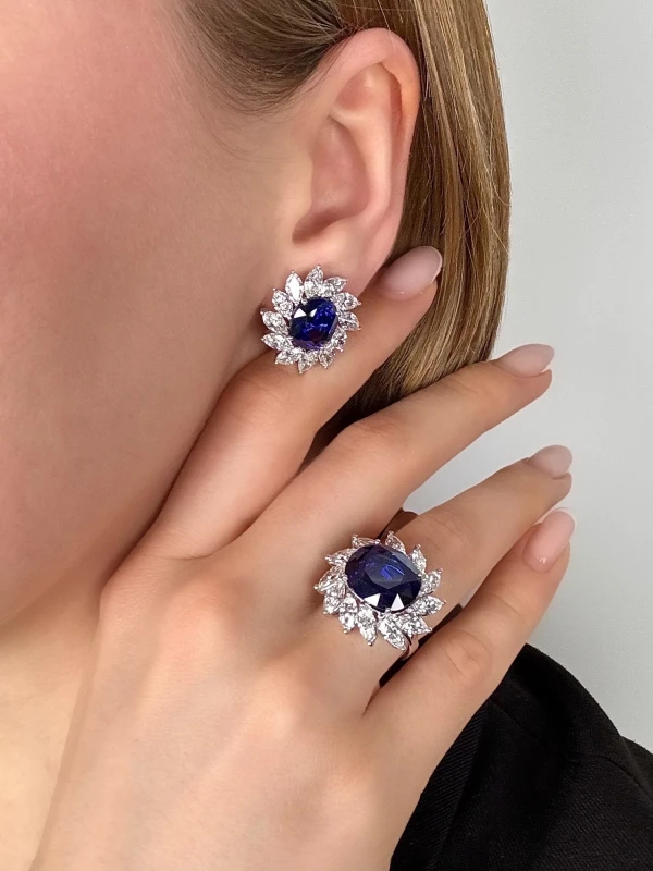 BUCHERER SAPPHIRE 12.60 - 5.02 - 5.13 & DIAMOND SET (IGI) Bucherer Set 4