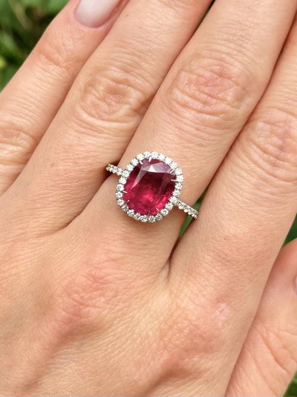 No name NATURAL RUBY 4.18 CT No (H) RING, GIA Ruby 4.18 CT 3