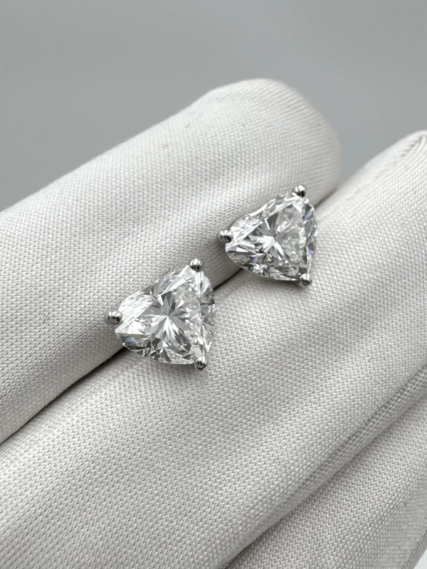 No name HEART DIAMOND 2.01-2.00 CT G/VS1 EARRINGS (GIA) 2275 2.01-2.00 CT 4