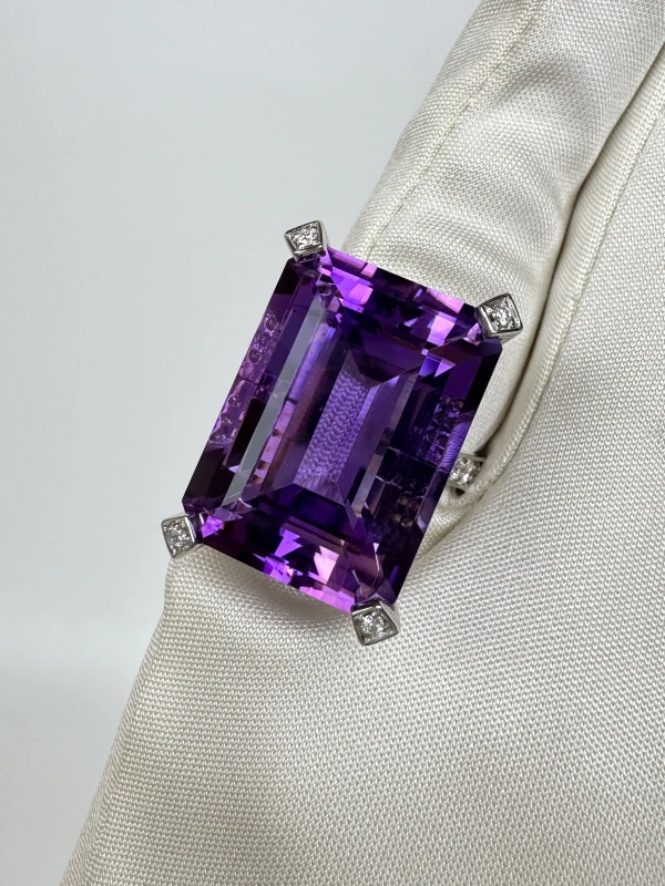 RalfDiamonds AMETHYST 29.87 CT & DIAMOND 1.07 CT RING RD29.87CT11 5