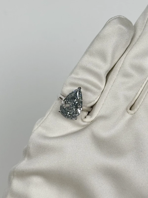 СЕРЬГИ NO NAME PEAR DIAMOND RING 7.01 ct G/SI2 (SIZE 52) GIA NN7.01ct G/SI2 GIA 5