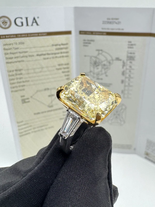 Earrings without a brand RADIANT DIAMOND 18.03 CT FANCY YELLOW/VS2 RING (SIZE 51) GIA nn18.03ct FY/VS2 7