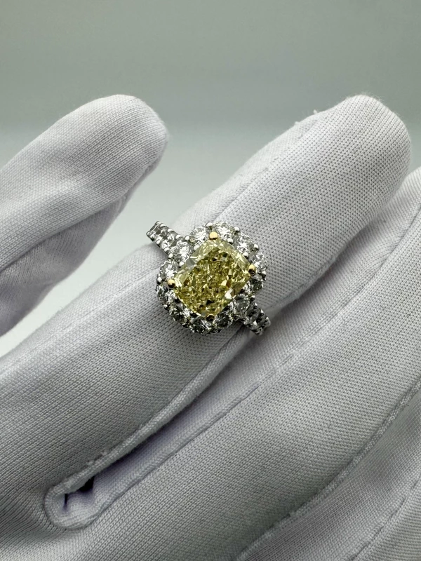 GRAFF КОЛЬЦО С БРИЛЛИАНТОМ 1.51 CT FANCY YELLOW/VS1 GRAFF 1.51 FY/VS1 4