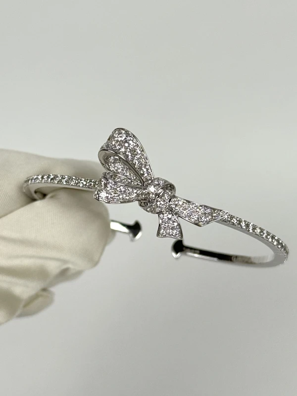 Graff TILDA’S BOW DIAMOND BANGLE BRACELET (SIZE 15.5) RGB551 3
