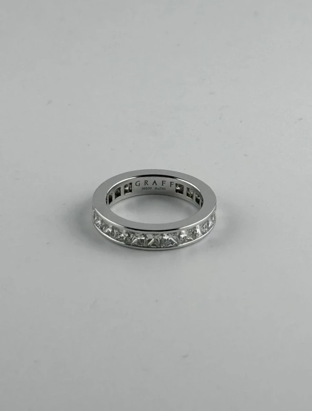 GRAFF PRINCESS DIAMOND 3.17 CT ETERNITY RING, WHITE GOLD 3.17 CT 5