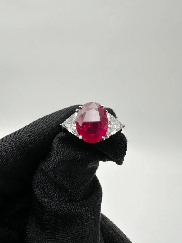 No name RUBY 2.85 CT & DIAMOND 1.35 CT RING nn 2.85 CT 4