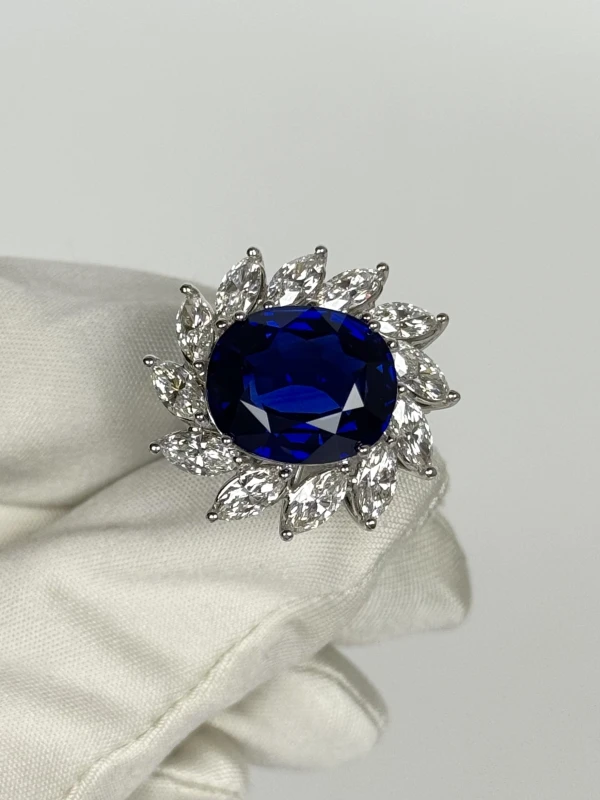 BUCHERER SAPPHIRE 12.60 - 5.02 - 5.13 & DIAMOND SET (IGI) Bucherer Set 6