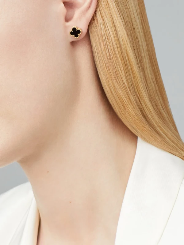 Van Cleef & Arpels SWEET ALHAMBRA EARSTUDS VCARA44900 2