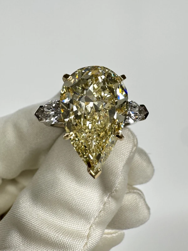 Earrings without a brand PEAR DIAMOND 10.02 CT Y to Z/VS2 RING (GIA) NN10.02-885 3