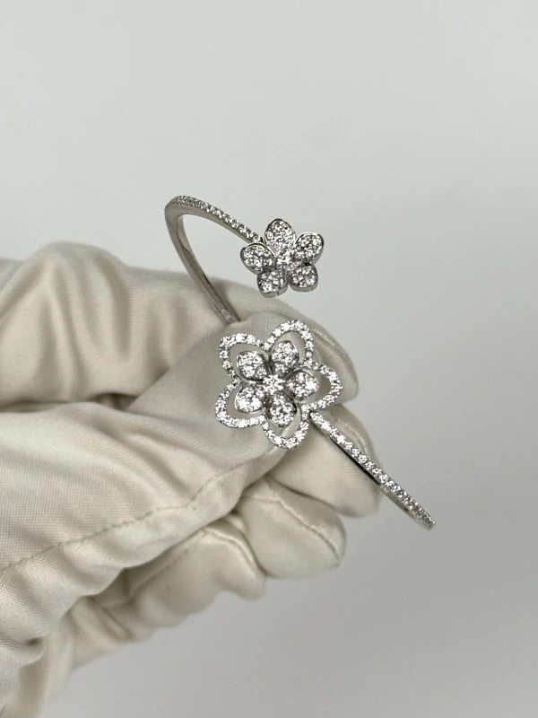 GRAFF WILD FLOWER TWIST DIAMOND BANGLE (SIZE M) RGB514-M 4