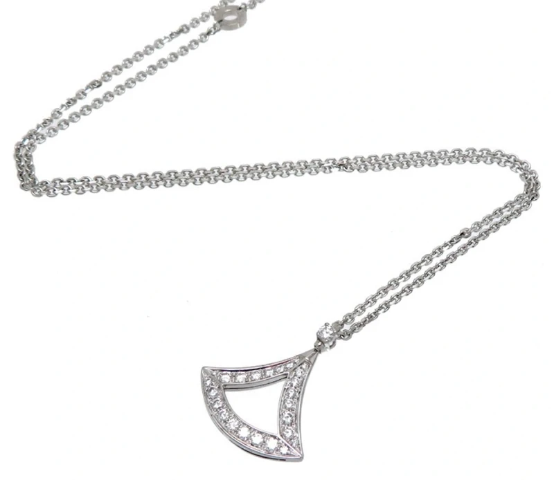 DIVAS' DREAM NECKLACE