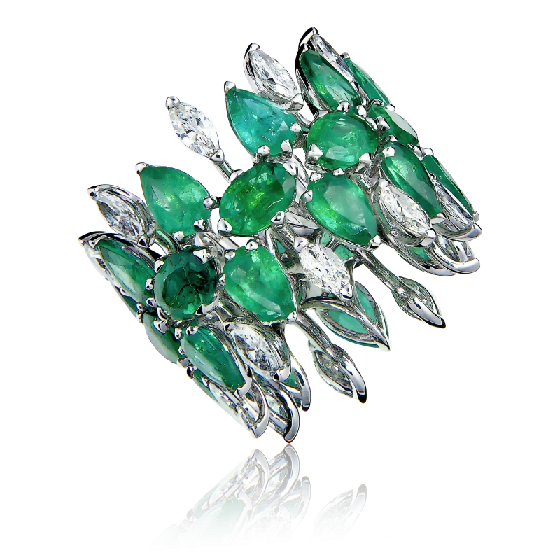 EMERALDS&DIAMONDS RING (SIZE 54)