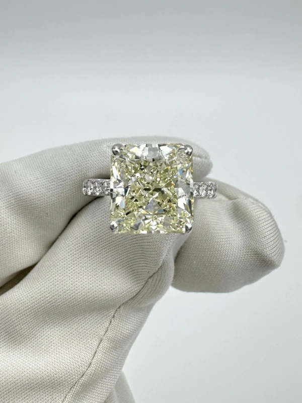 СЕРЬГИ NO NAME CUSHION DIAMOND 5.50 CT N/VS1 RING (SIZE 50) 272056 2