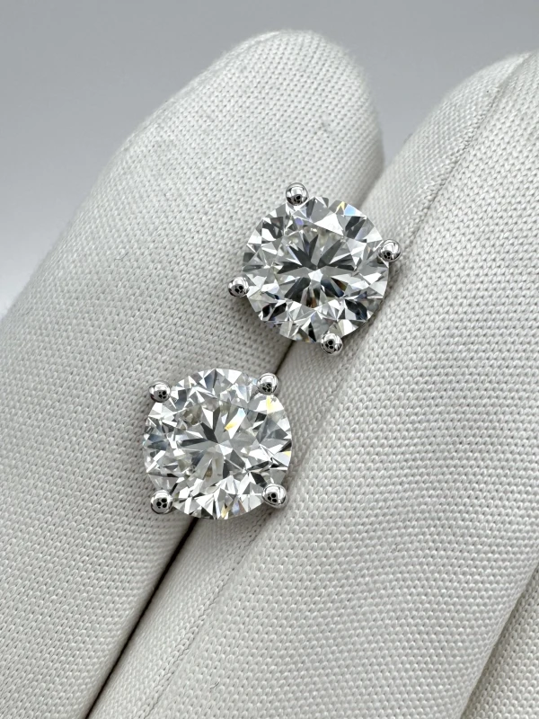 Earrings without a brand ROUND DIAMOND 2.00 - 2.00 CT H/VS2 EARRING (GIA) NN2.00-2.00-877 3