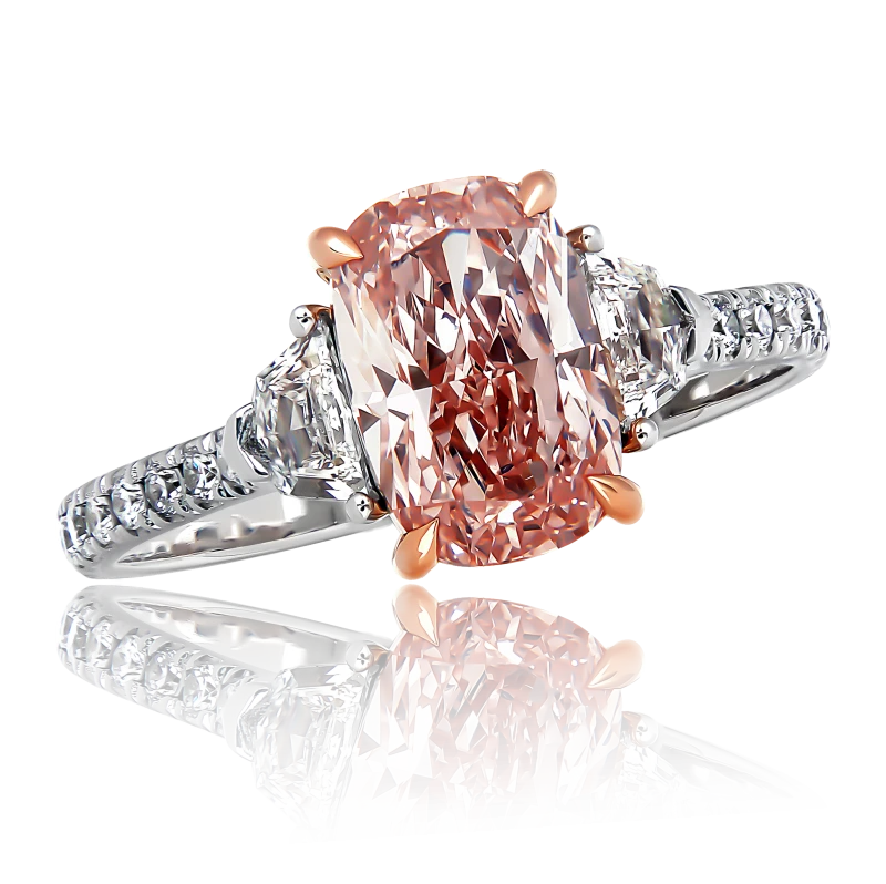 CUSHION DIAMOND 1.90 CT TREATED FANCY ORANGY PINK/VS1 (GIA)