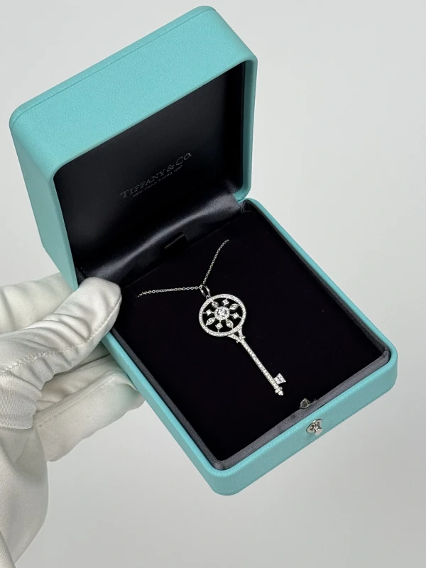 Tiffany & Co TIFFANY & CO. KALEIDOSCOPE KEY PENDANT IN PLATINUM WITH CHAIN Kaleidoscope key 020624 7