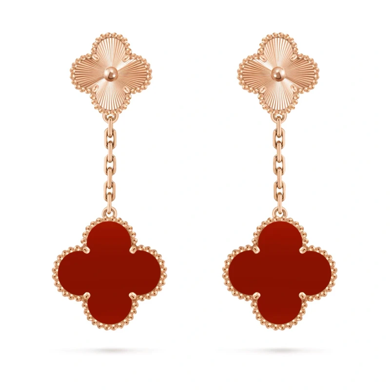 Van Cleef & Arpels. Magic Alhambra earrings, 2 motifs VCARP7RQ00 1