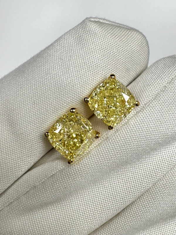 No name CUSHION DIAMOND 3.01 - 3.01 CT FANCY YELLOW/VS2 EARRINGS (GIA) NN3.01-3.01FY 5
