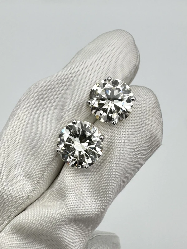 СЕРЬГИ NO NAME ROUND DIAMOND 5.80-6.10 N-P/VVS-VS EARRINGS NN5.80-6.10 N-P/VVS-VS 3