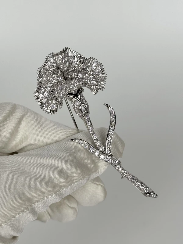 Carrera y carrera  FLOWER DIAMOND BROOCH CArr4768 3