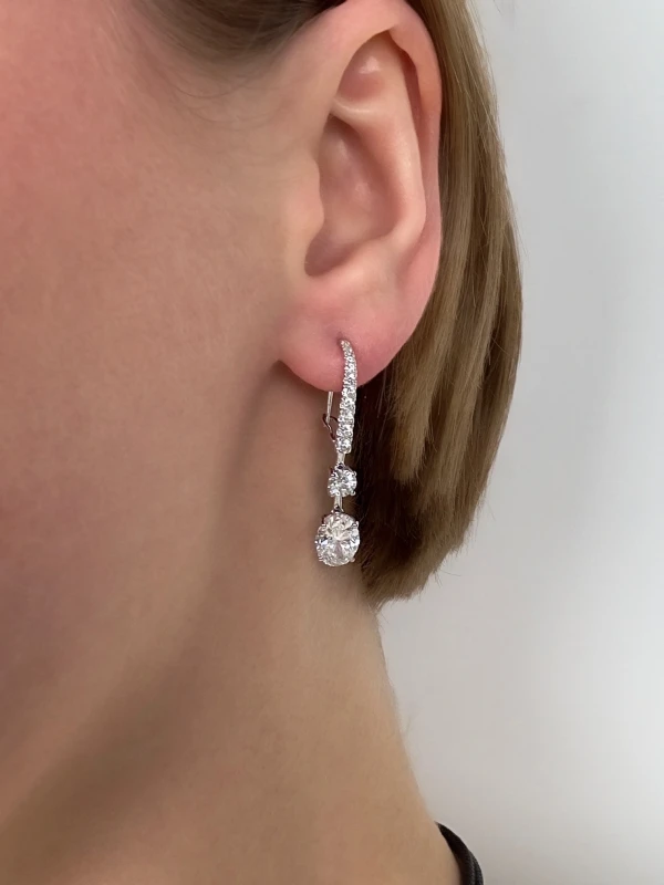 Earrings without a brand OVAL DIAMOND 2.01 - 2.01 CT E/VS2 EARRINGS (GIA) 2.01-2.01e/vs 2