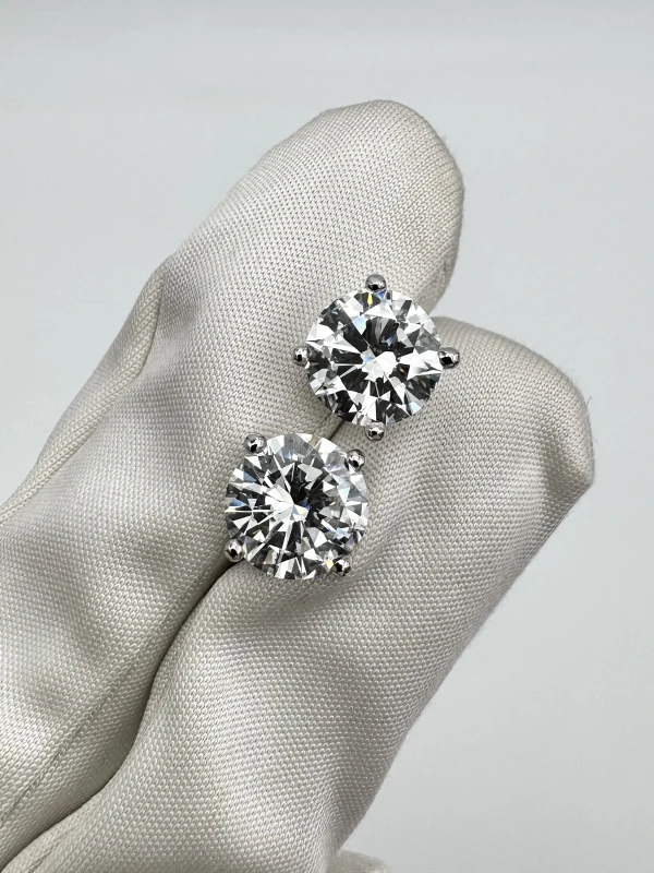 Earrings without a brand ROUND DIAMONDS 3.01-3.01 F-I/VS2-SI1 EARRING NN3.01-3.01 F-I/VS-SI 3