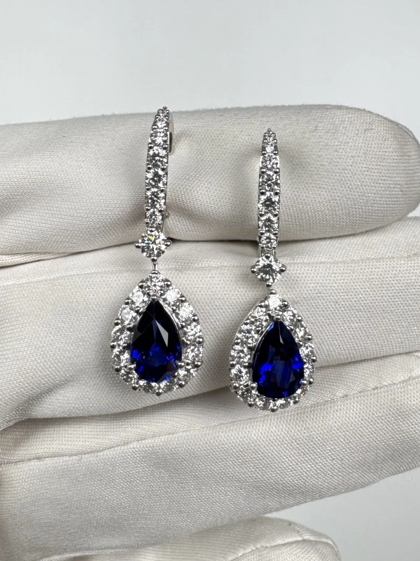 Graff SAPPHIRE ICON EARRINGS 1.39-1.29 CT WITH DIAMONDS PAVE RGE1830 3
