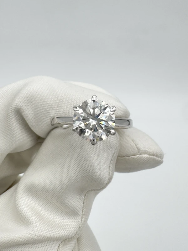 Earrings without a brand NN2.01H/VVS1 ROUND DIAMOND 2.01 CT H/VVS1 RING (GIA) NN2.01H/VVS1 2