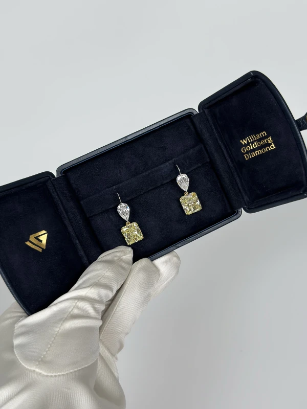 William Goldberg DIAMOND 8.01-8.11 CT FANCY YELLOW/IF-VVS1 EARRING (GIA) 8.01-8.11 CT FY/IF-VVS1 5