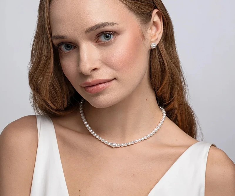 CRIVELLI Колье жемчужное в белым золоте с бриллиантами 0.18 CT 212-I1462/421476 2