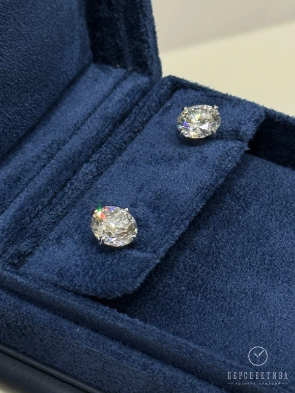 Earrings without a brand ROUND DIAMOND STUD 3.16-3.00 CT G/VS1 (GIA) NN3.16-3.00 CT G/VS1 5
