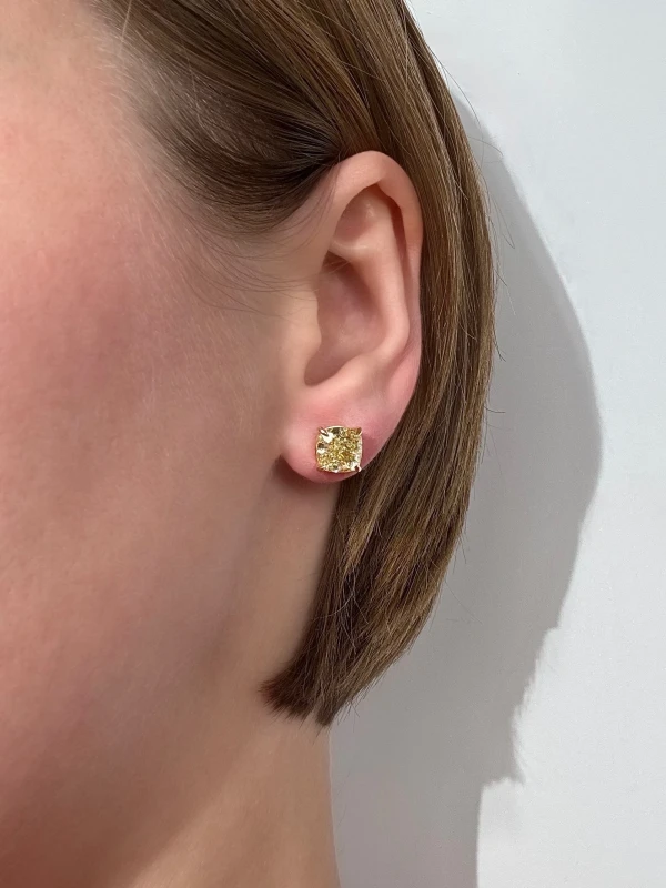 No name CUSHION DIAMOND 3.01 - 3.03 CT FANCY LIGHT YELLOW/VS EARRINGS (GIA) NN3.01-3.00FLY 2