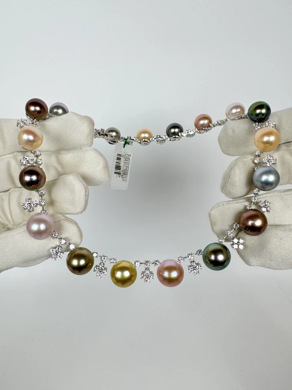 Schoeffel PEARL 10.8-11.8 MM & DIAMONDS NECKLACE M68062 4