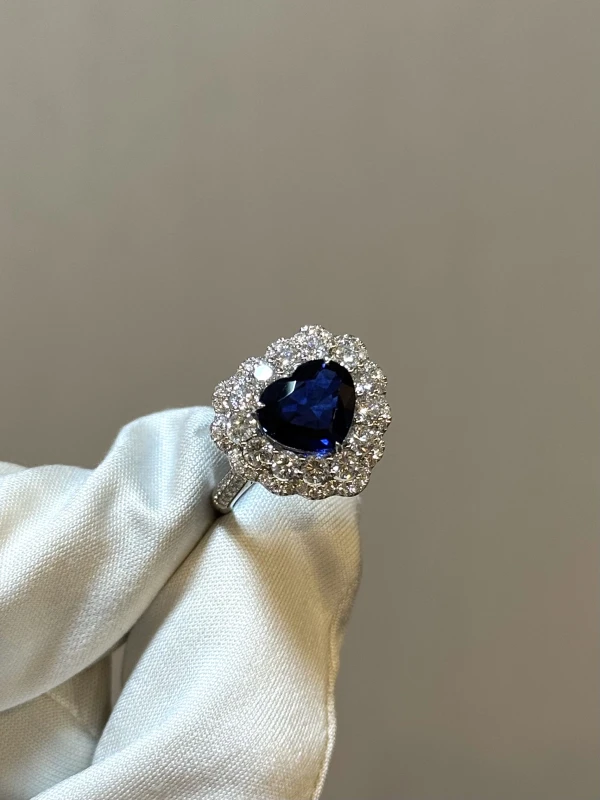 Earrings without a brand HEART SAPPHIRE AND DIAMOND 3.10CT RING (NOT HEATED) NN3.10CT 3