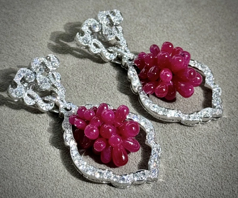 Van Cleef & Arpels HIGH JEWELLERY DIAMOND & RUBY EARRINGS 62.25 CT VCA HIGH JEWELLERY 4