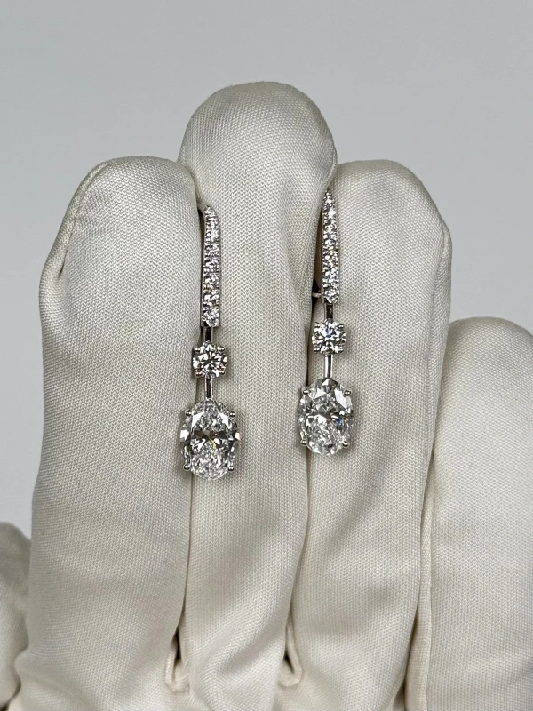 СЕРЬГИ NO NAME OVAL DIAMOND 2.50 - 2.51 CT D/VS1 EARRINGS (GIA) 2.50-2.51 2
