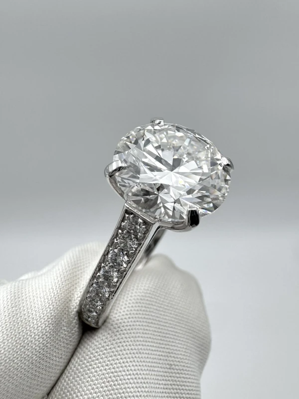 No name ROUND DIAMOND 5.19 CT F/VS1 RING (GIA) NN 5.19 CT F/VS1 3