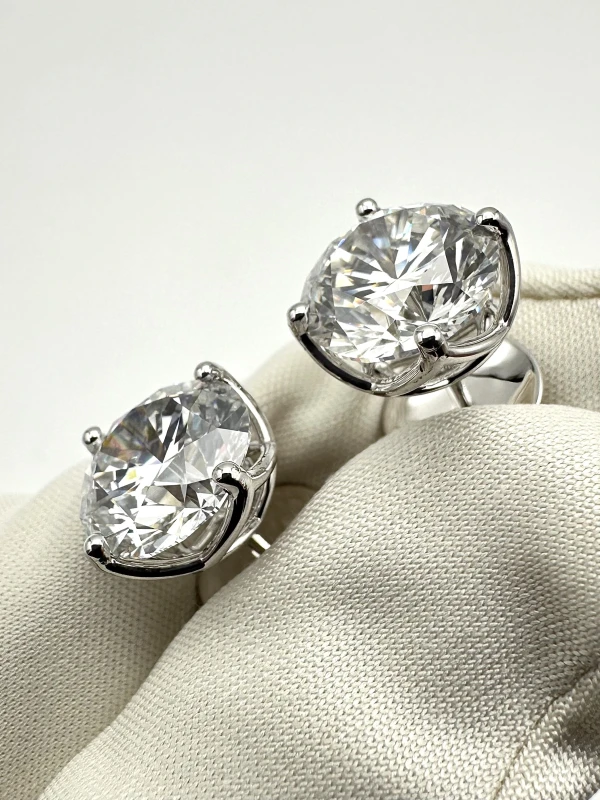 Earrings without a brand СЕРЬГИ-ПУСЕТЫ С БРИЛЛИАНТАМИ 4.00 - 4.03 CT (GIA) NN4.00-4.03CTD/VVS1 4